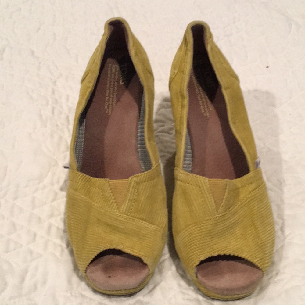 Toms corduroy wedges